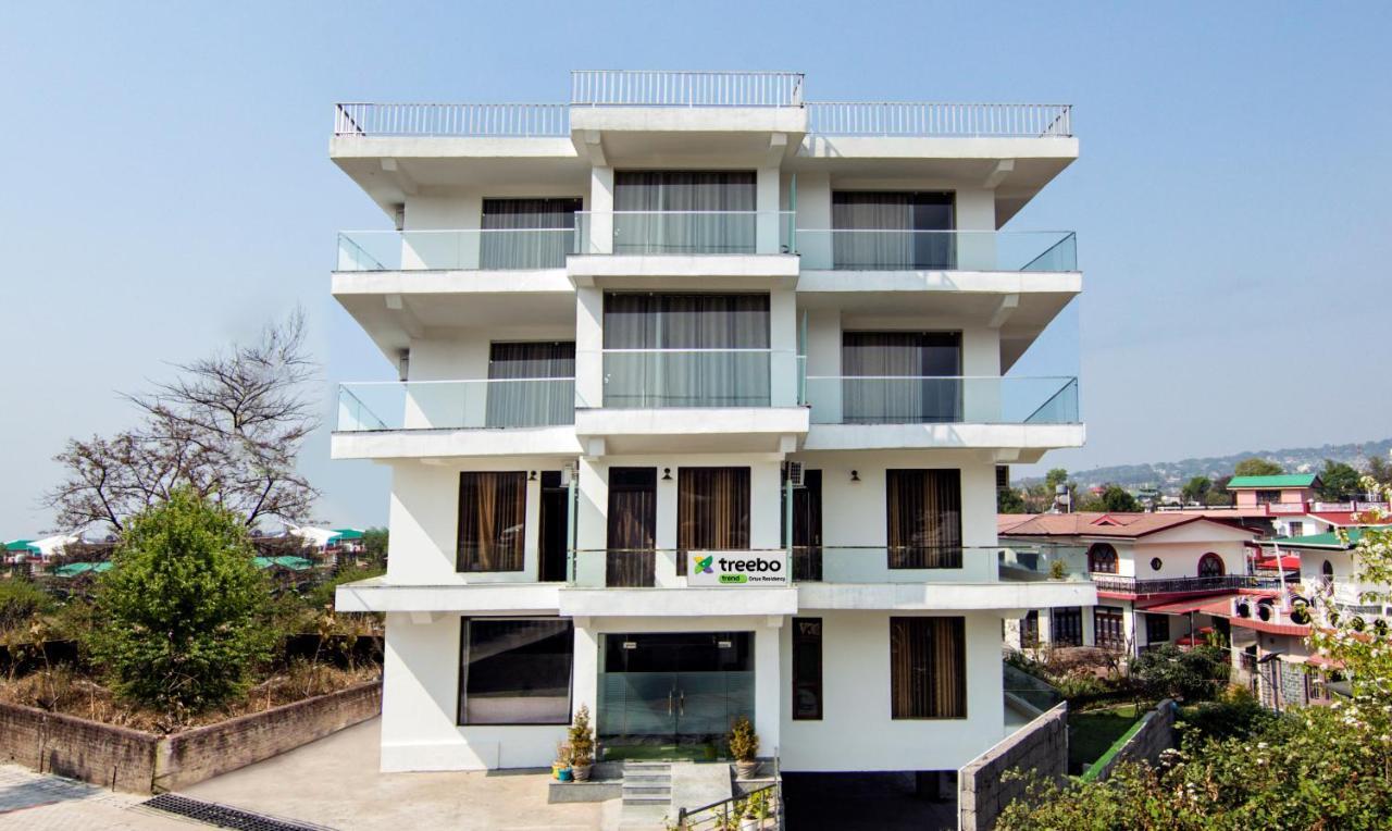 Hotel Treebo Ortus Residency à Dharamshala Extérieur photo