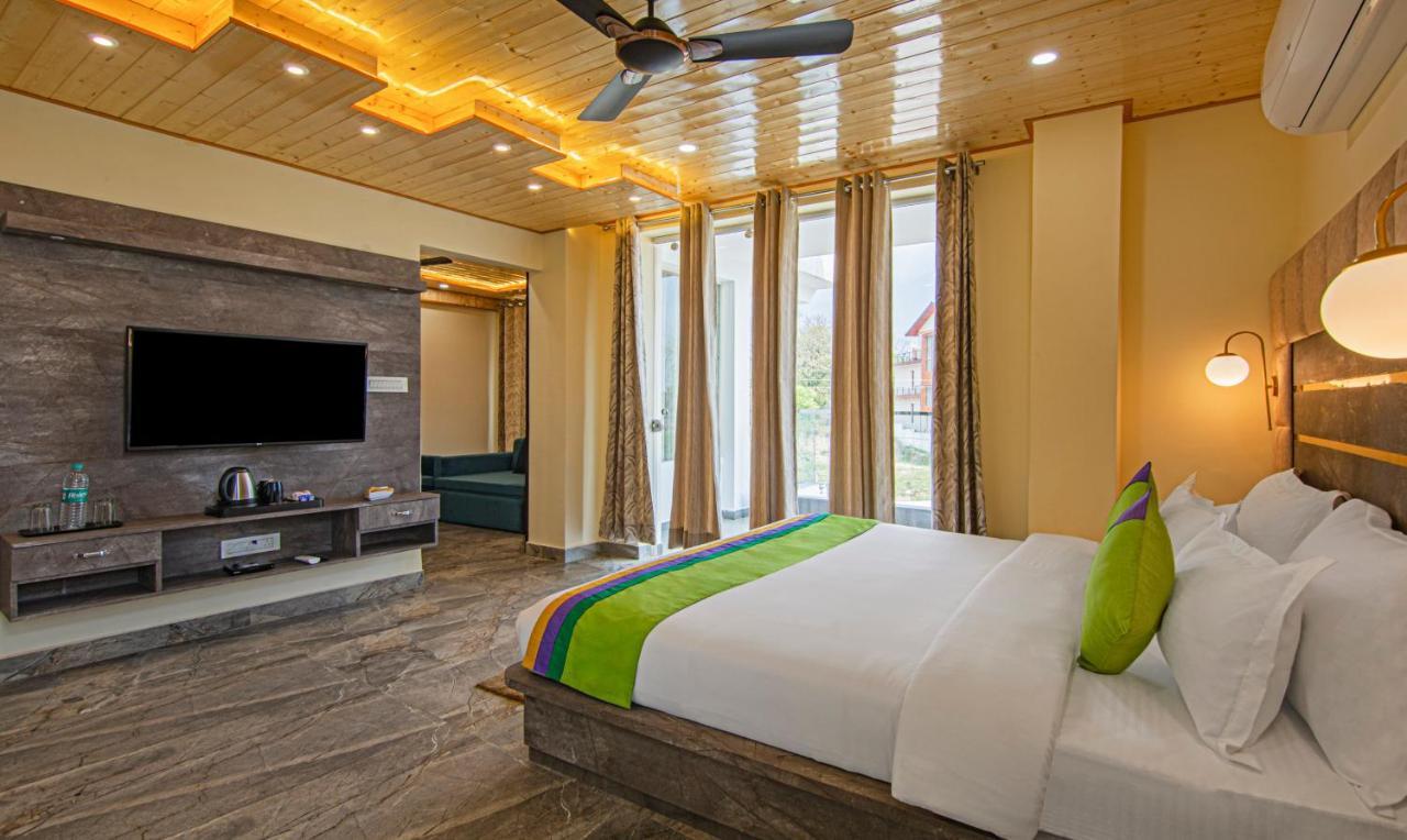 Hotel Treebo Ortus Residency à Dharamshala Extérieur photo