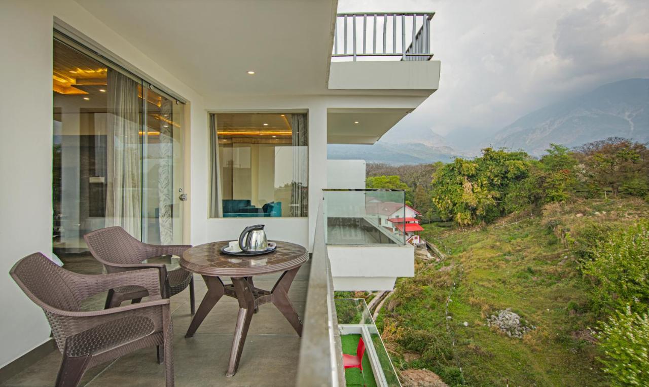 Hotel Treebo Ortus Residency à Dharamshala Extérieur photo