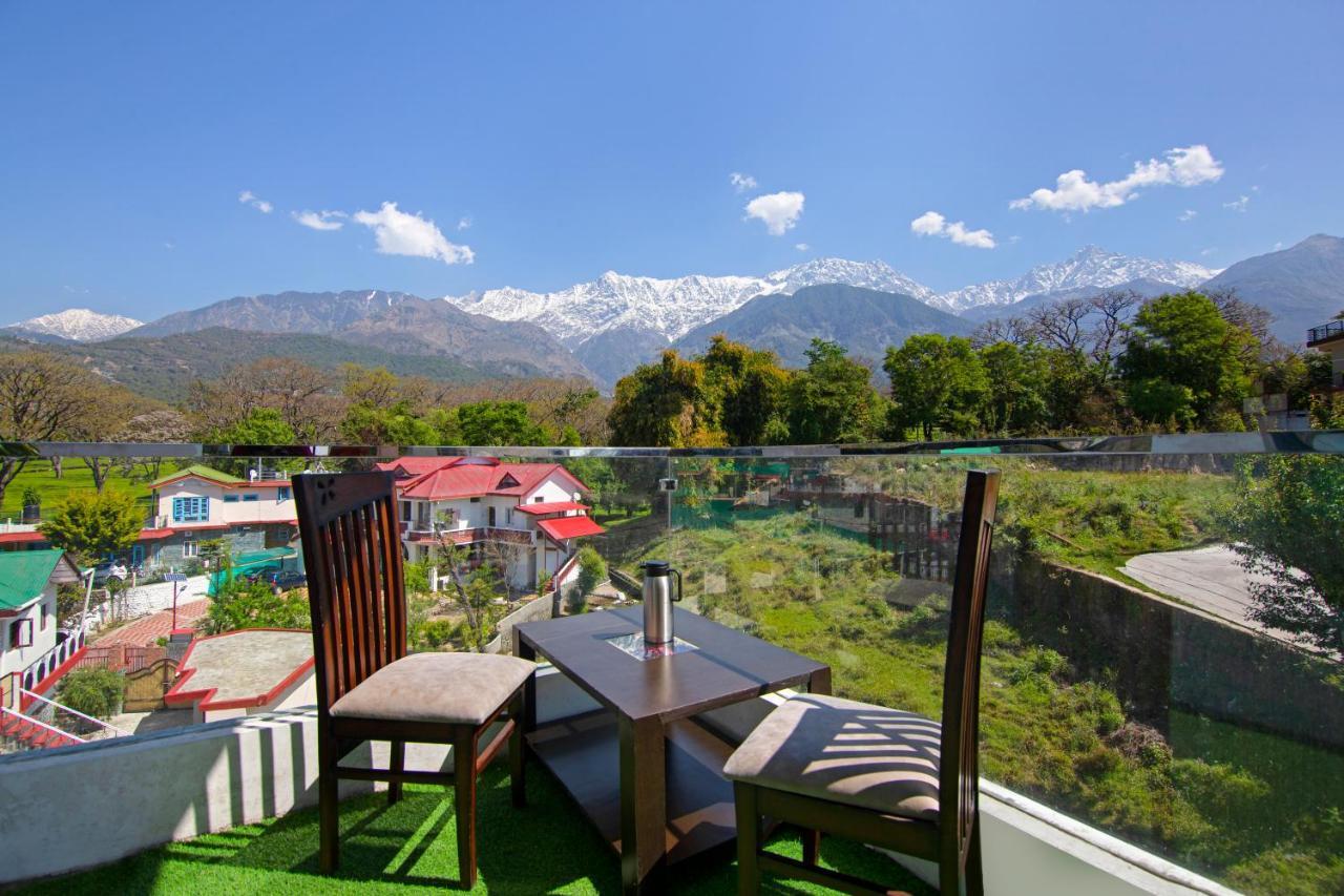 Hotel Treebo Ortus Residency à Dharamshala Extérieur photo