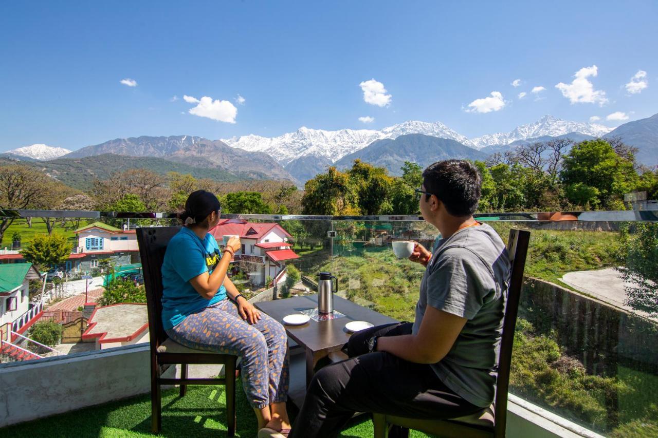 Hotel Treebo Ortus Residency à Dharamshala Extérieur photo
